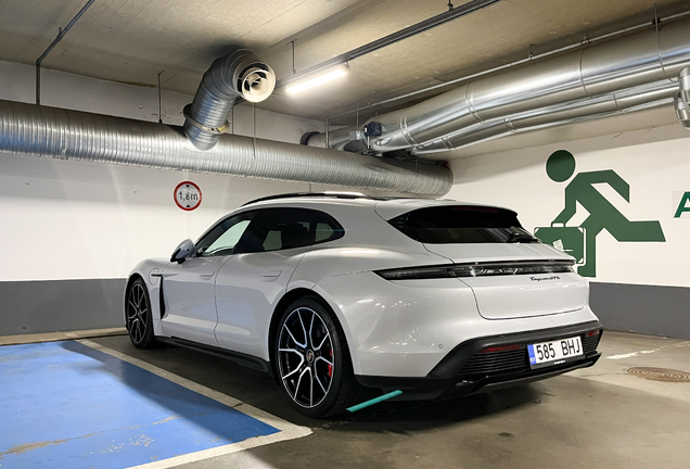 Porsche Taycan GTS Sport Turismo
