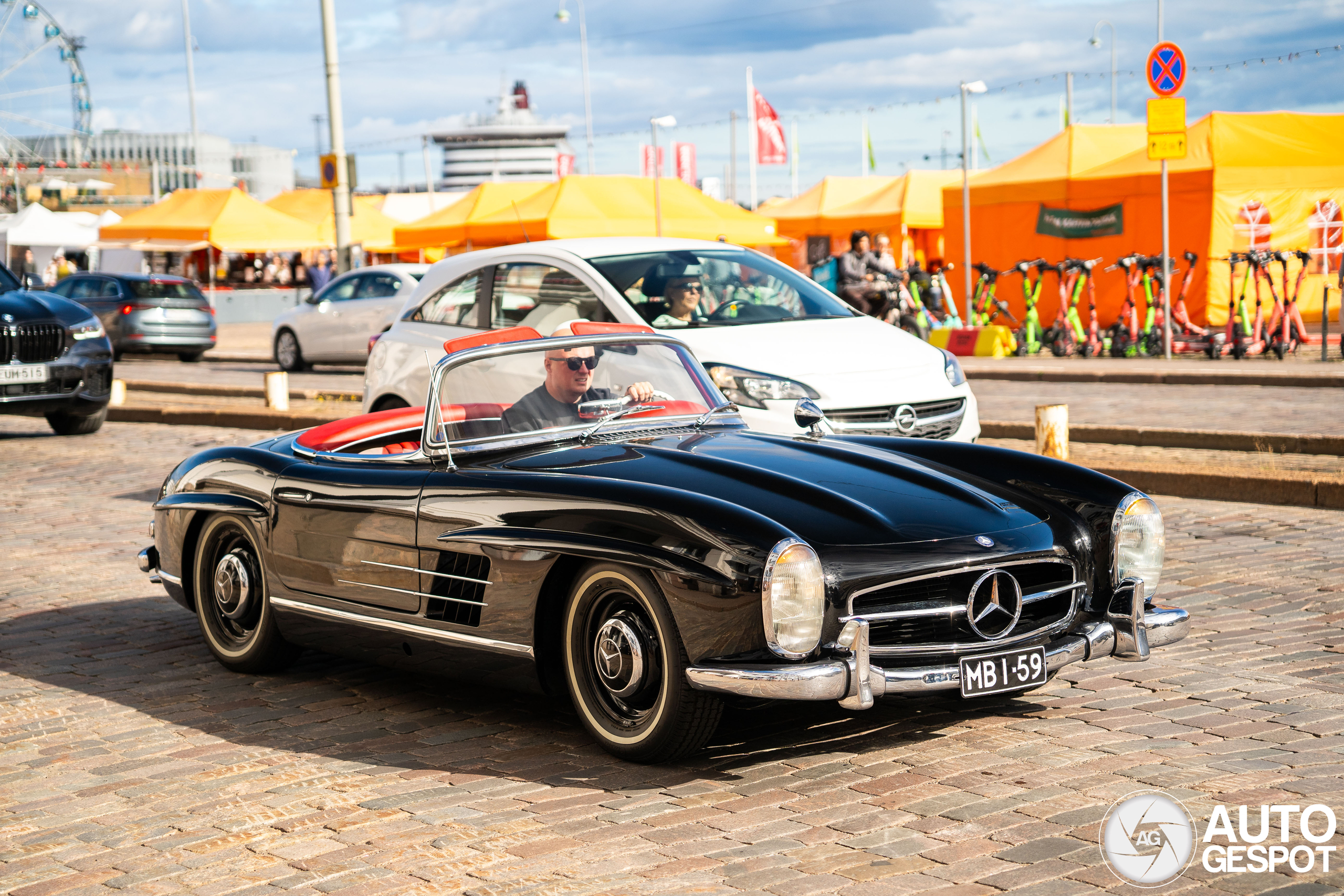 Mercedes-Benz 300SL Roadster