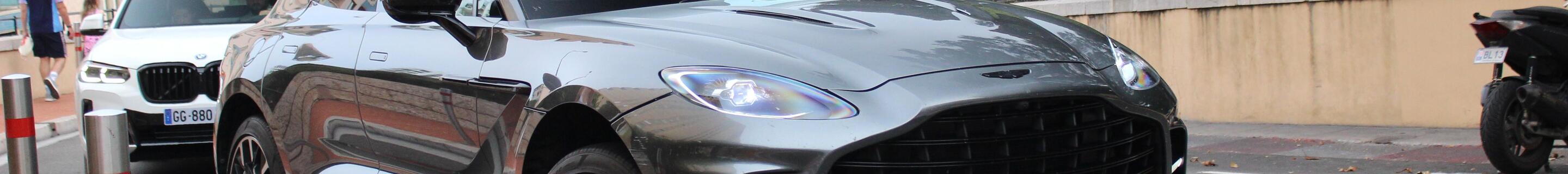 Aston Martin DBX707