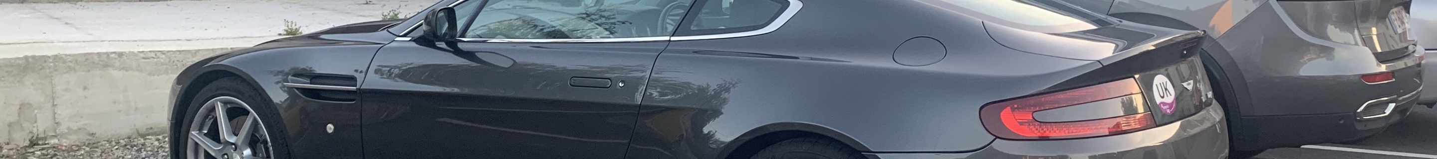 Aston Martin V8 Vantage