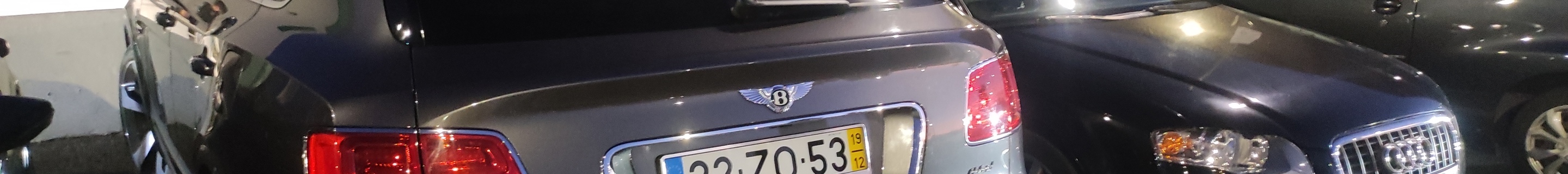 Bentley Bentayga Hybrid