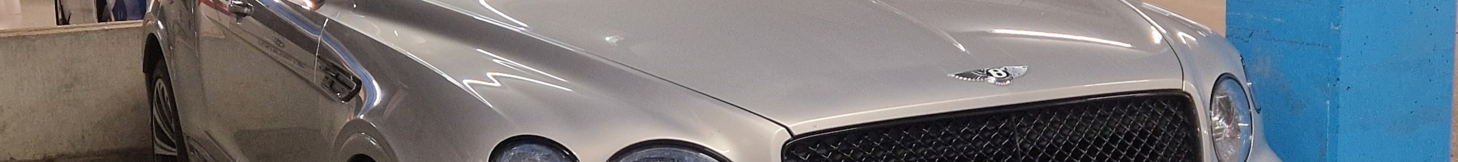 Bentley Bentayga Hybrid 2021