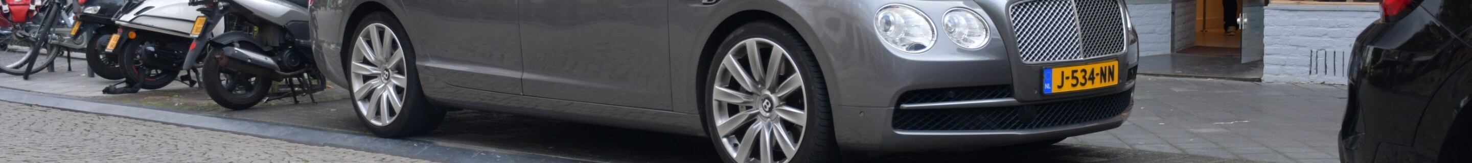 Bentley Flying Spur V8