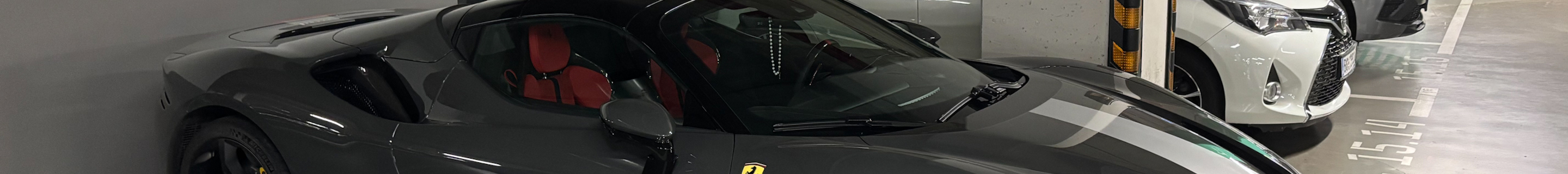 Ferrari SF90 Spider