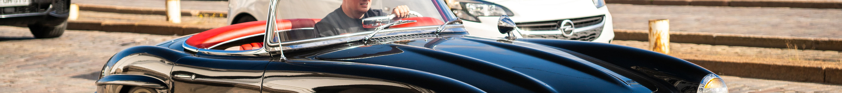 Mercedes-Benz 300SL Roadster