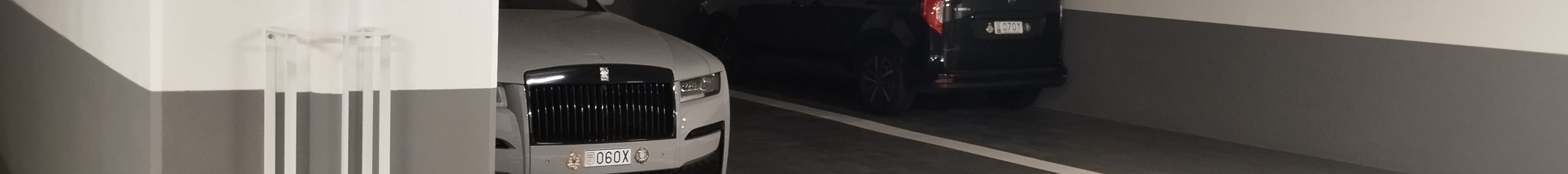 Rolls-Royce Ghost Black Badge 2021