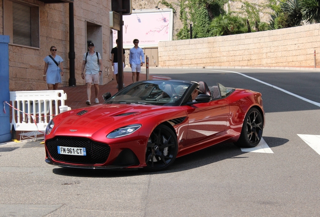 Aston Martin DBS Superleggera Volante