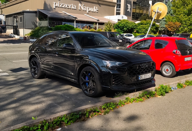 Audi RS Q8 2024