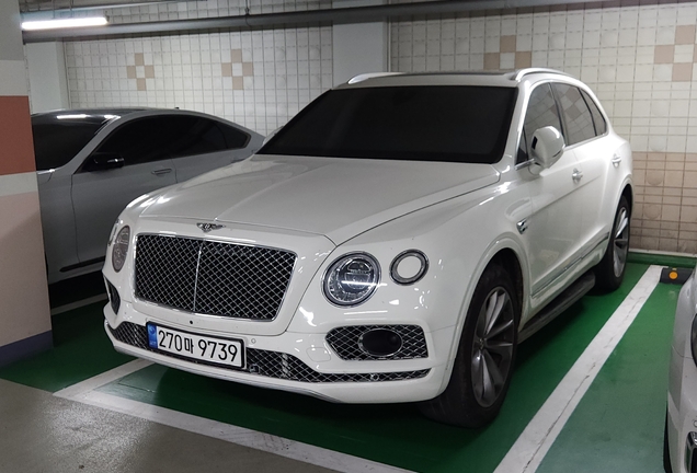 Bentley Bentayga V8