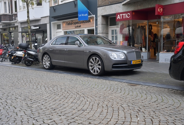 Bentley Flying Spur V8