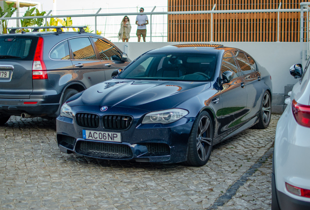 BMW M5 F10 2011