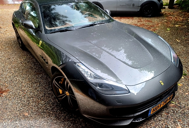 Ferrari GTC4Lusso