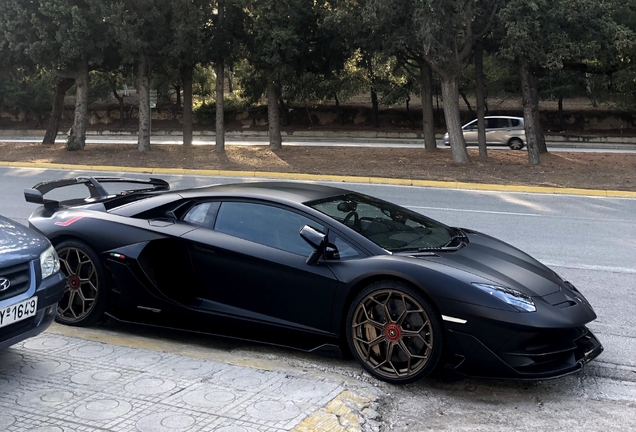 Lamborghini Aventador LP770-4 SVJ