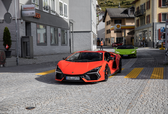 Lamborghini Revuelto
