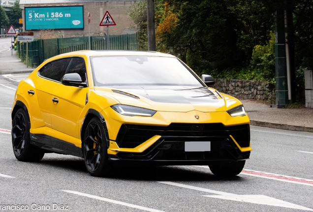 Lamborghini Urus Performante