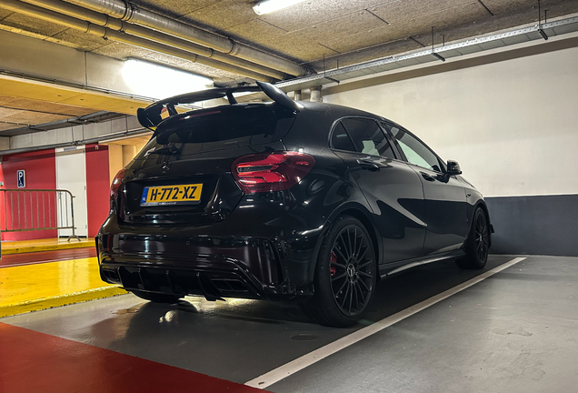 Mercedes-AMG A 45 W176 2015