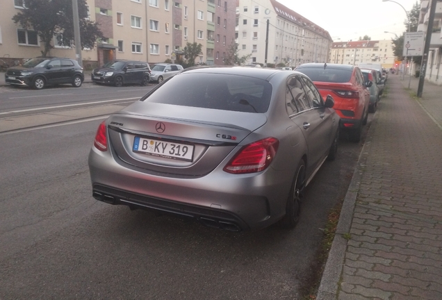 Mercedes-AMG C 63 S W205