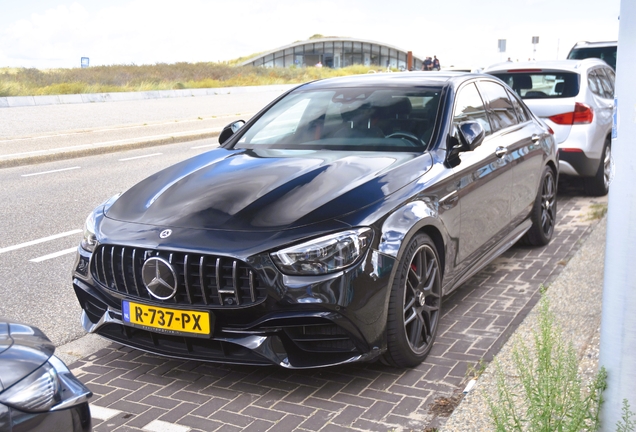Mercedes-AMG E 63 S W213 2021