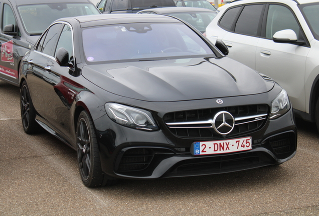 Mercedes-AMG E 63 S W213