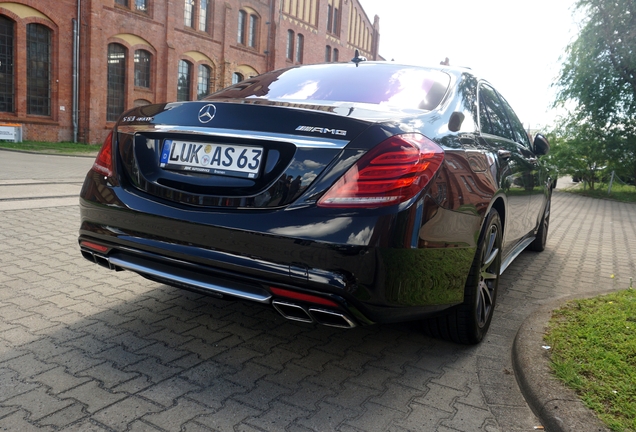 Mercedes-Benz S 63 AMG V222