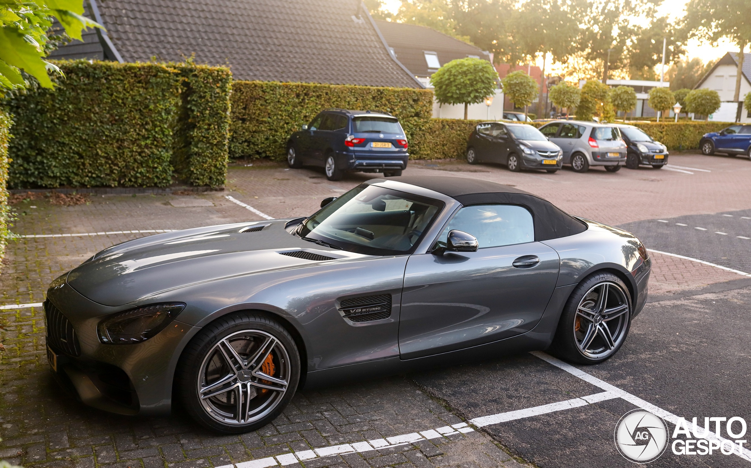 Mercedes-AMG GT Roadster R190