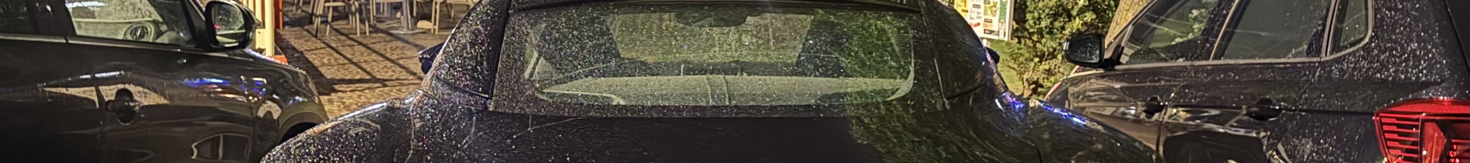 Aston Martin DB11 V8