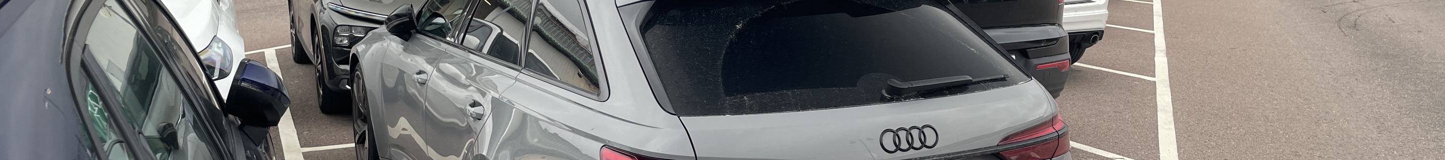 Audi RS6 Avant C8