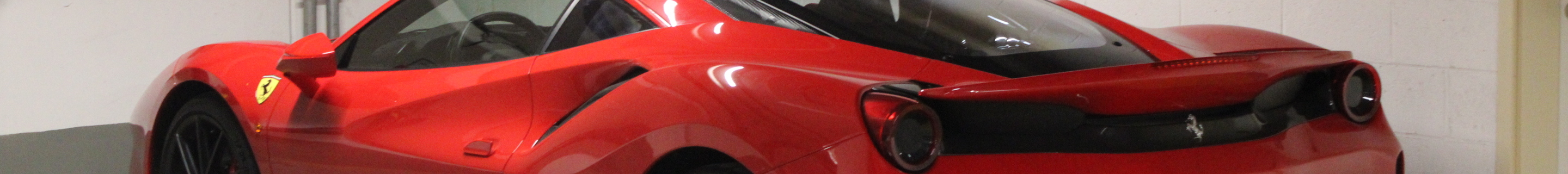 Ferrari 488 Pista