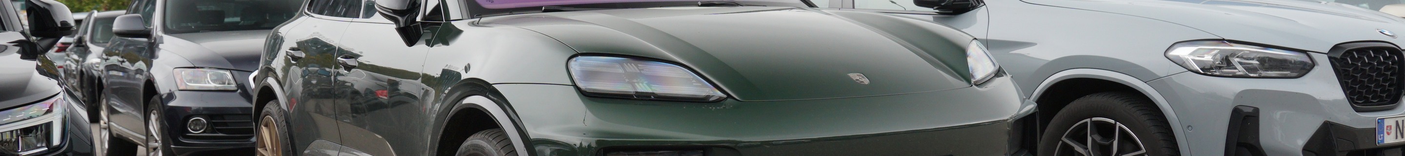 Porsche Macan EV Turbo