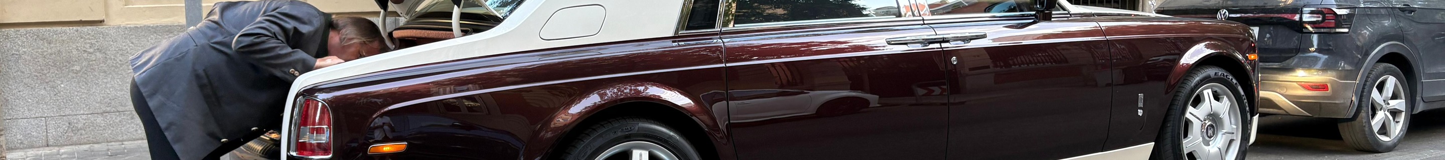 Rolls-Royce Phantom EWB