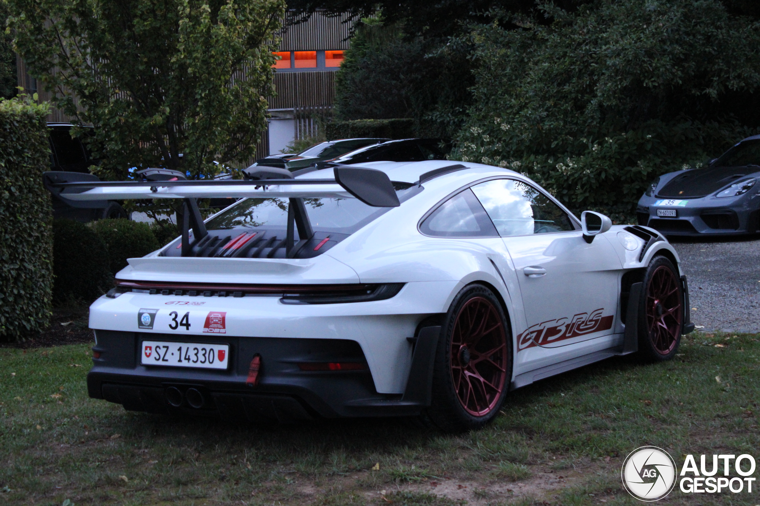 Porsche 992 GT3 RS MkI