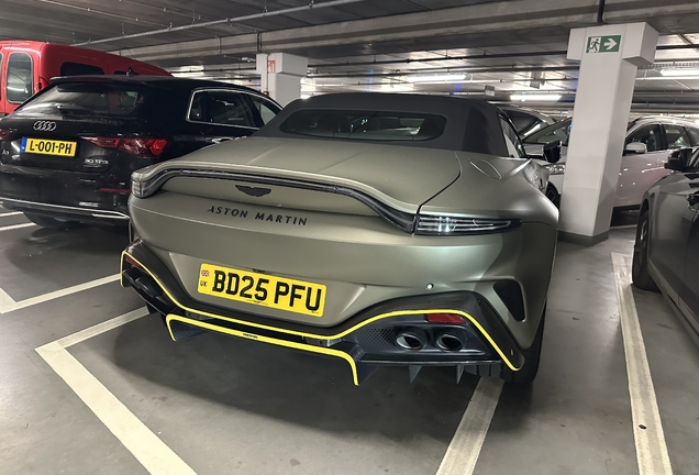 Aston Martin V8 Vantage Roadster 2025