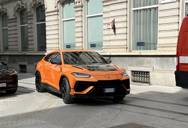 Lamborghini Urus Performante