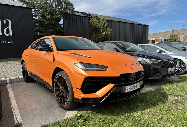 Lamborghini Urus S