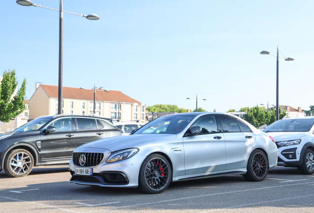 Mercedes-AMG C 63 S W205