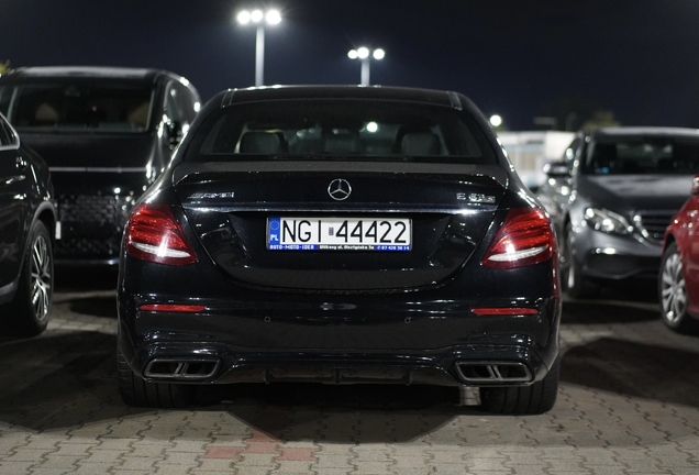Mercedes-AMG E 63 S W213