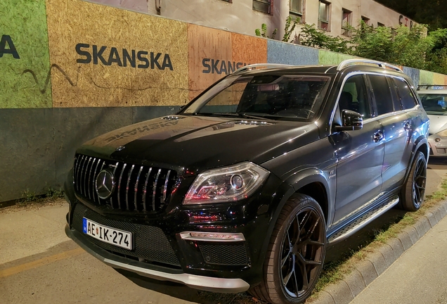 Mercedes-Benz GL 63 AMG X166