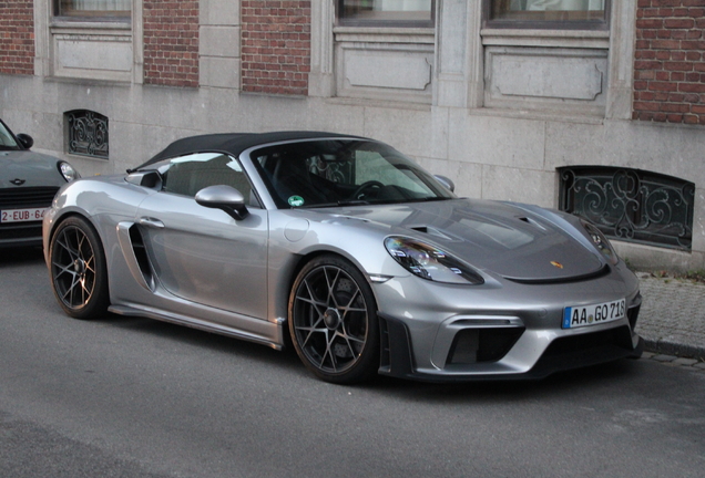 Porsche 718 Spyder RS