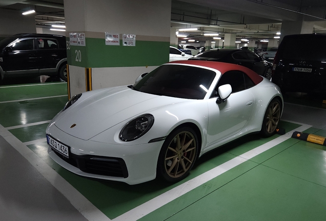Porsche 992 Carrera 4S Cabriolet MkI