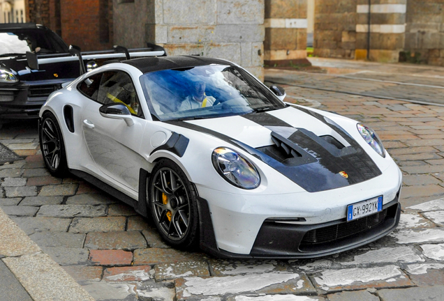 Porsche 992 GT3 RS MkI Weissach Package