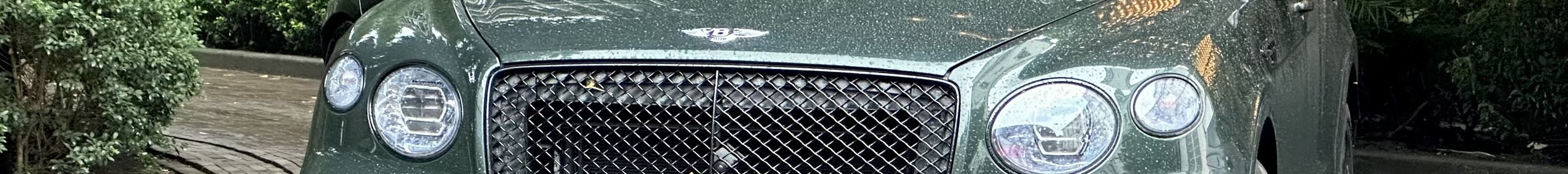 Bentley Bentayga Hybrid S 2024