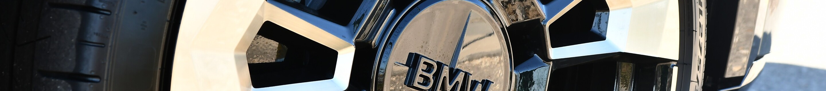 BMW XM G09