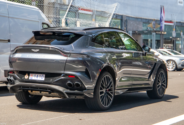 Aston Martin DBX707
