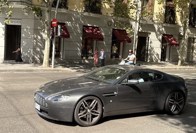 Aston Martin V8 Vantage