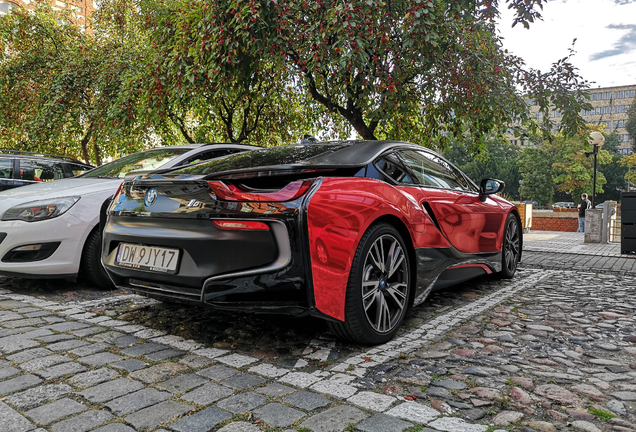 BMW i8