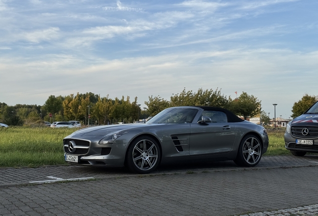 Mercedes-Benz SLS AMG Roadster