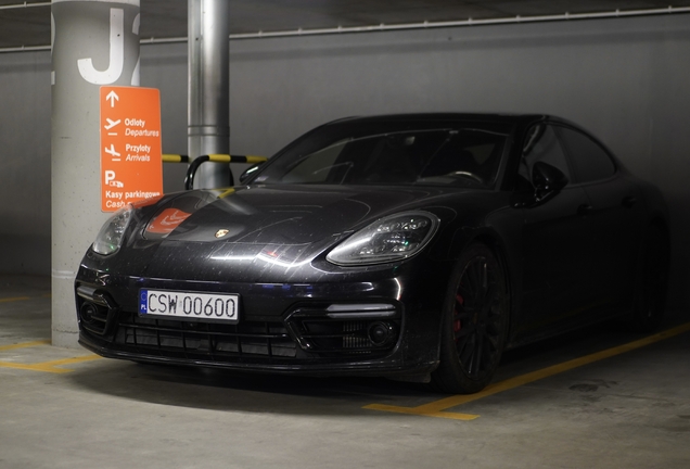 Porsche 971 Panamera GTS MkI