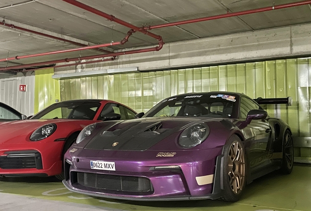 Porsche 992 GT3 RS MkI Weissach Package