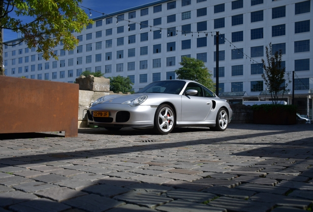 Porsche 996 Turbo