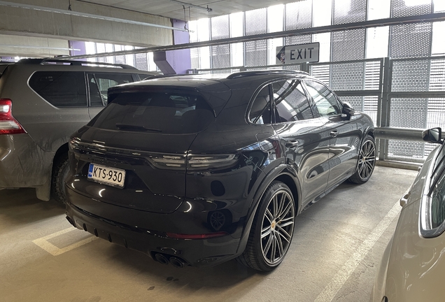 Porsche Cayenne Turbo S E-Hybrid